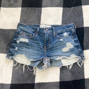 Hollister Distressed Jean shorts size 1